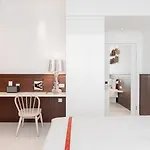 Ruby Molly By Ihg Отель 4*