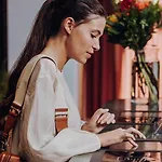 Ruby Molly By Ihg Отель 4*