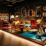 Отель Ruby Molly By Ihg