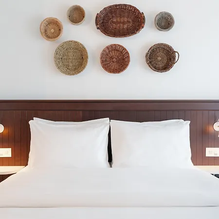 Ruby Molly By Ihg Отель