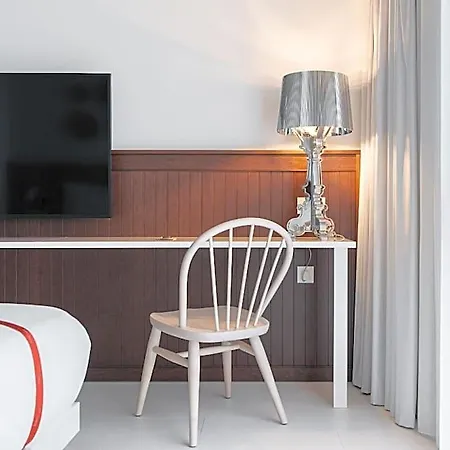 Отель Ruby Molly By Ihg