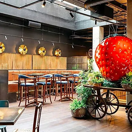 Отель Ruby Molly By Ihg