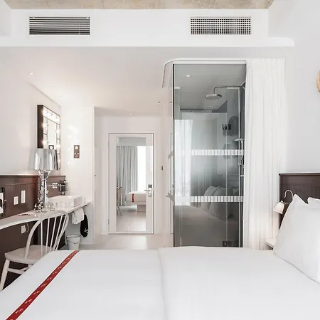 Отель Ruby Molly By Ihg