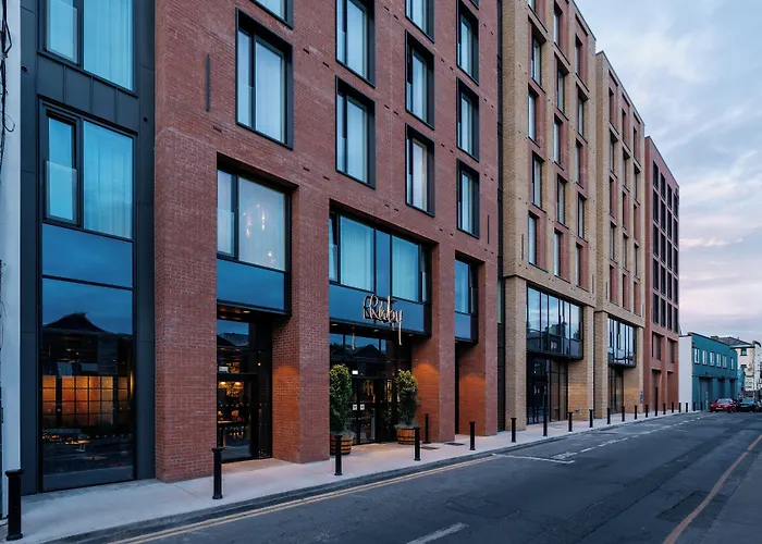 Ruby Molly 4* Dublin