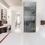 Ruby Molly By Ihg